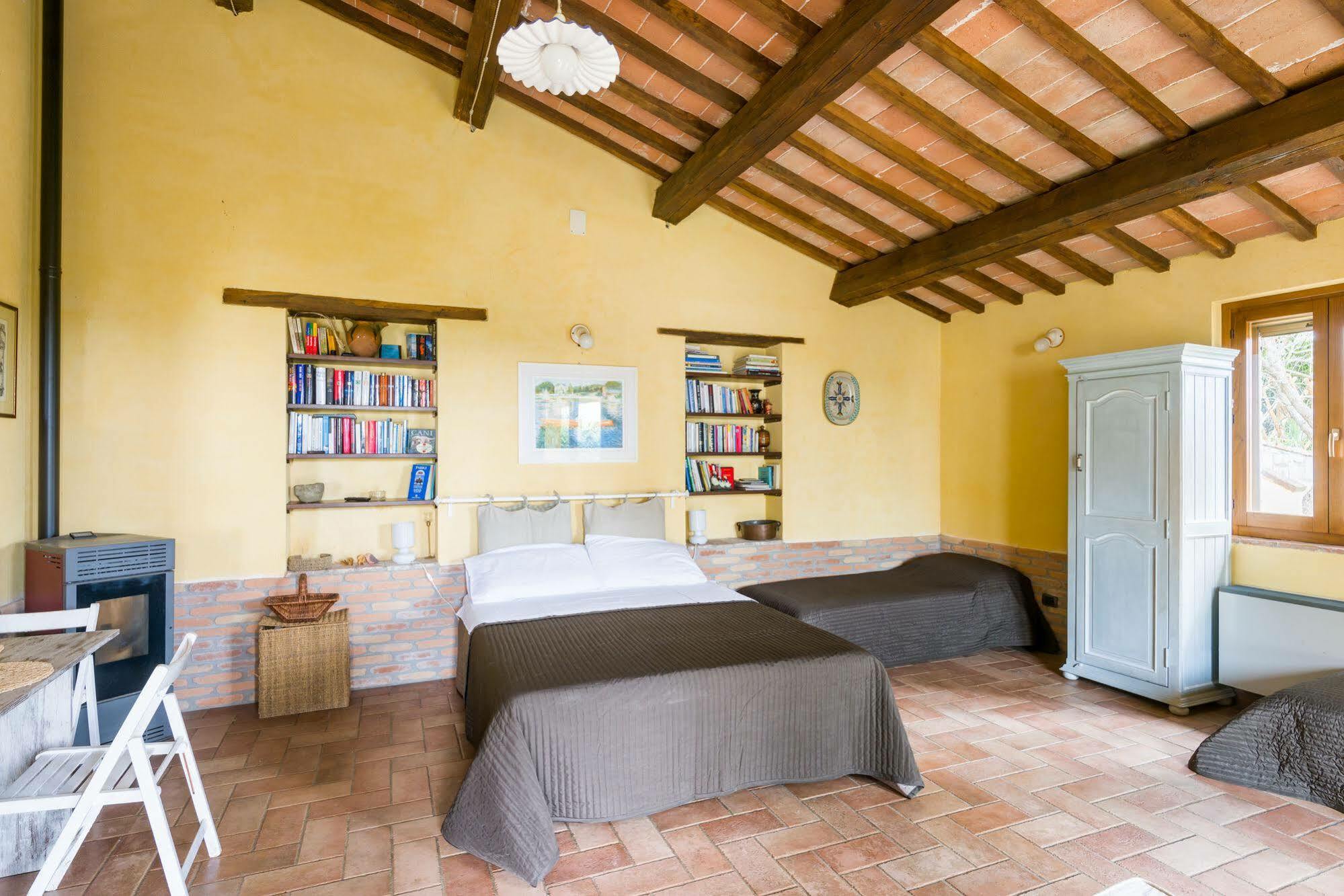Un Petit Paradis Castiglione della Valle Buitenkant foto