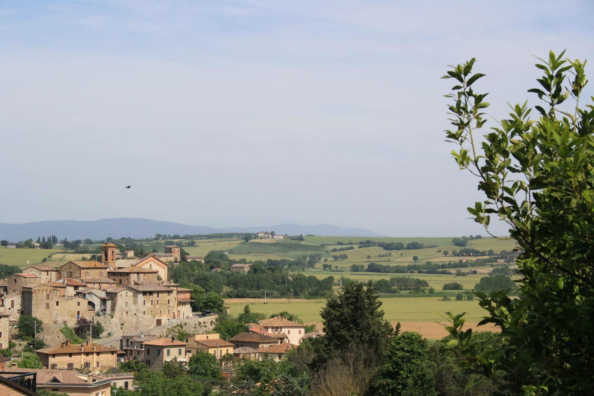 Un Petit Paradis Castiglione della Valle Buitenkant foto